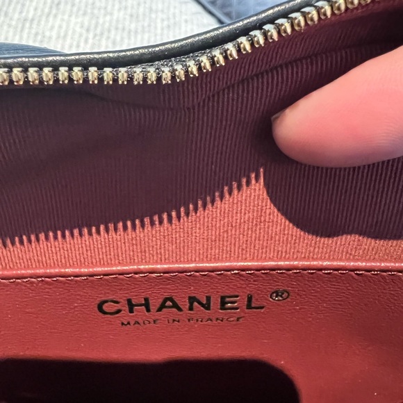 SOLD!! Chanel heart bag - Picture 7 of 7